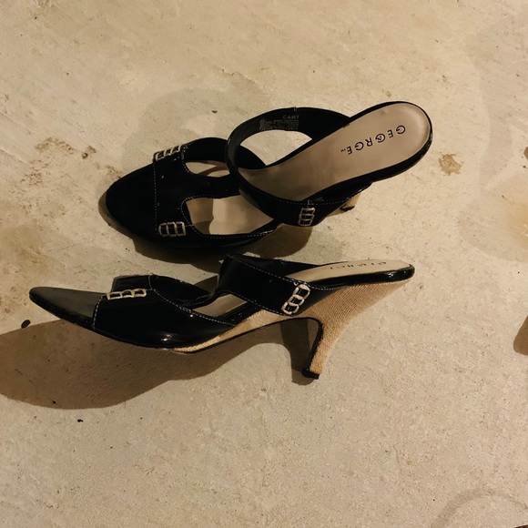 Shoes - Picture 7 of 11